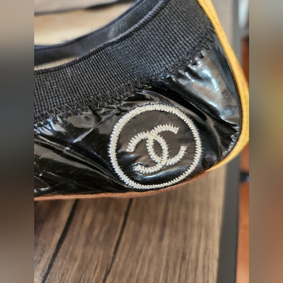 Chanel Flat Ballet Shoes - Picture 4 of 16